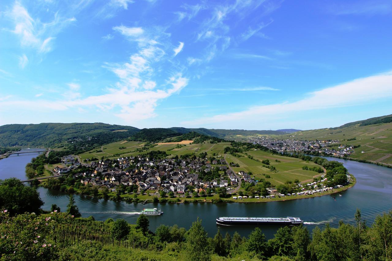 Landgasthaus Am Ufer Traben-Trarbach Bagian luar foto